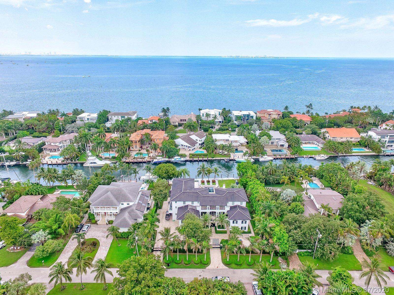 SUNRISE HARBOUR REV PL - Residential