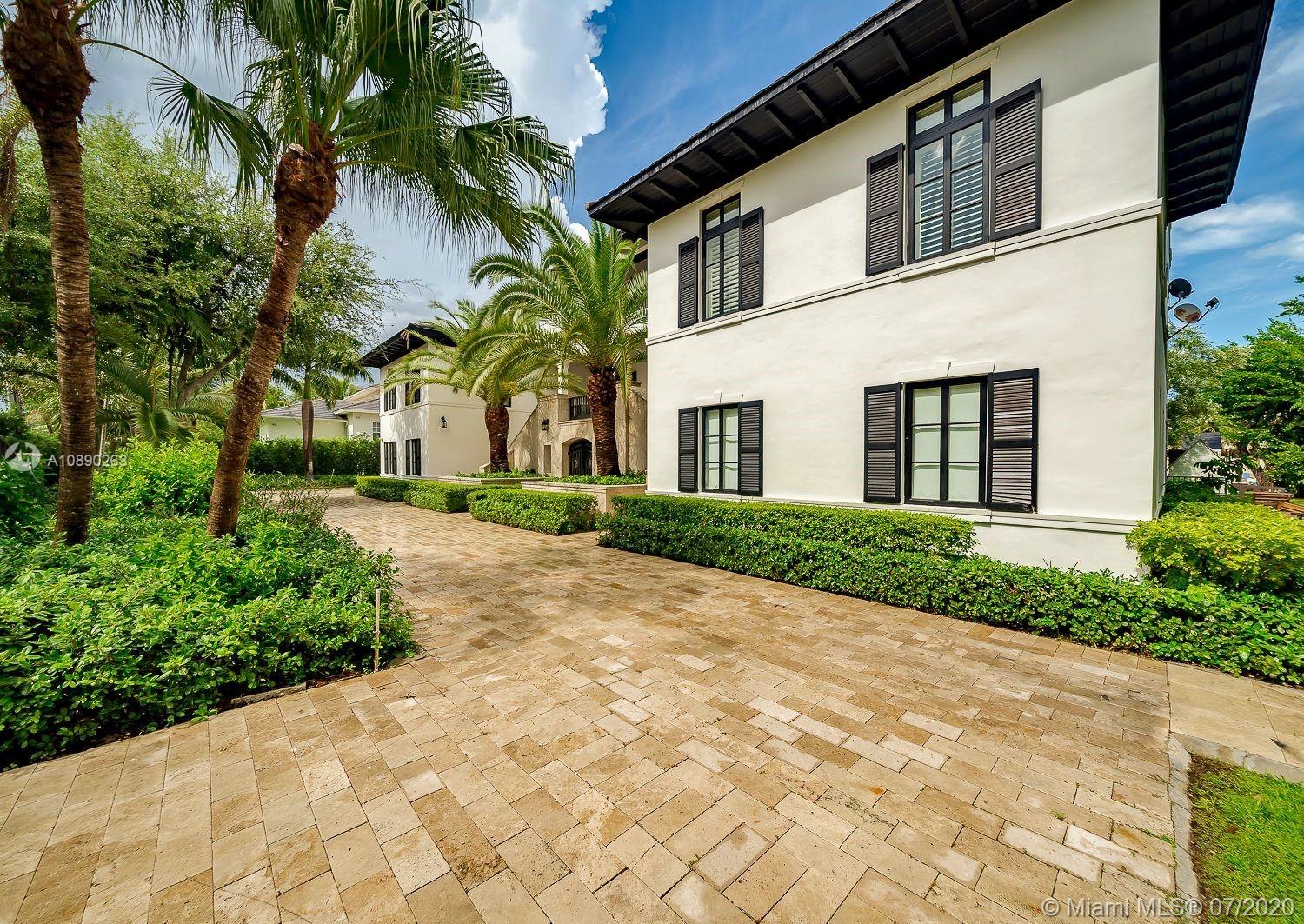 SUNRISE HARBOUR REV PL - Residential