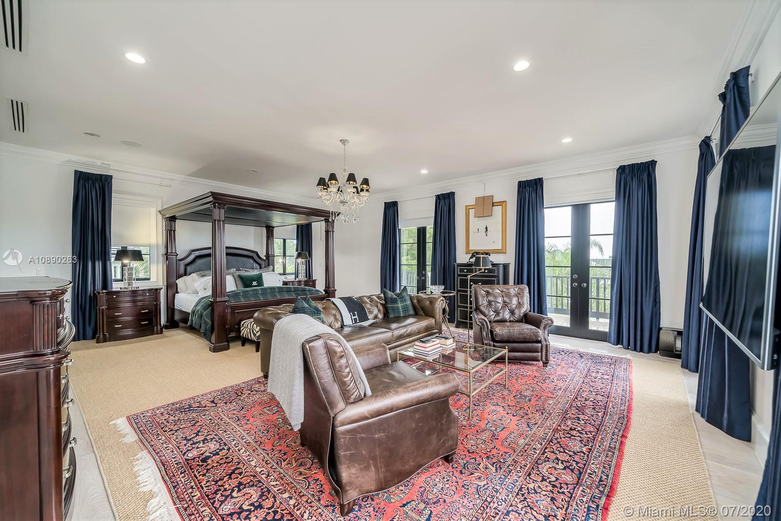 SUNRISE HARBOUR REV PL - Residential