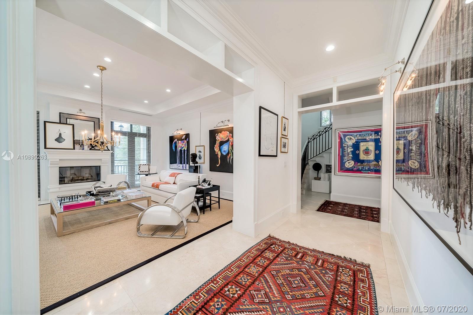 SUNRISE HARBOUR REV PL - Residential