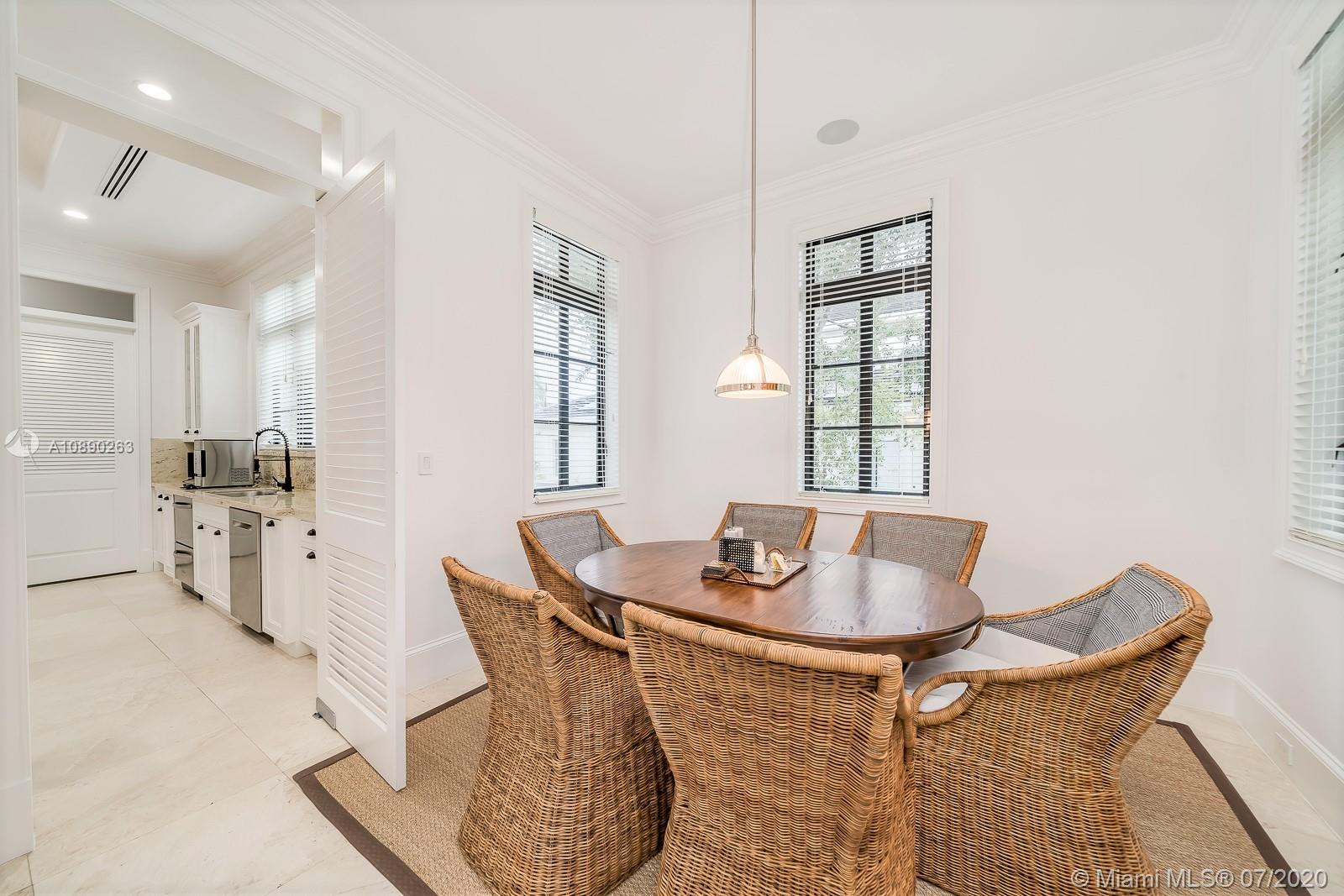 SUNRISE HARBOUR REV PL - Residential