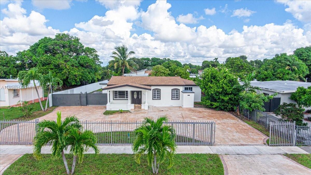 ANDREWS PARK - Residential
