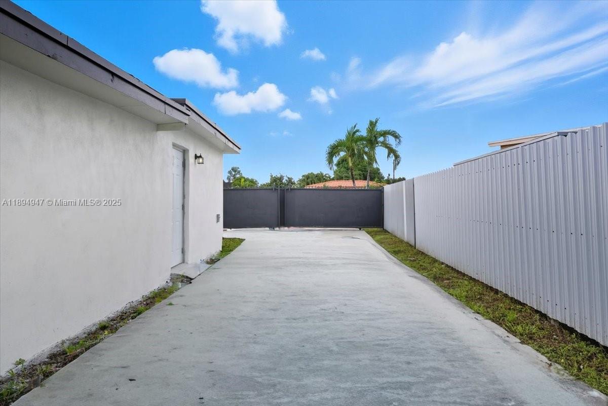 ANDREWS PARK - Residential