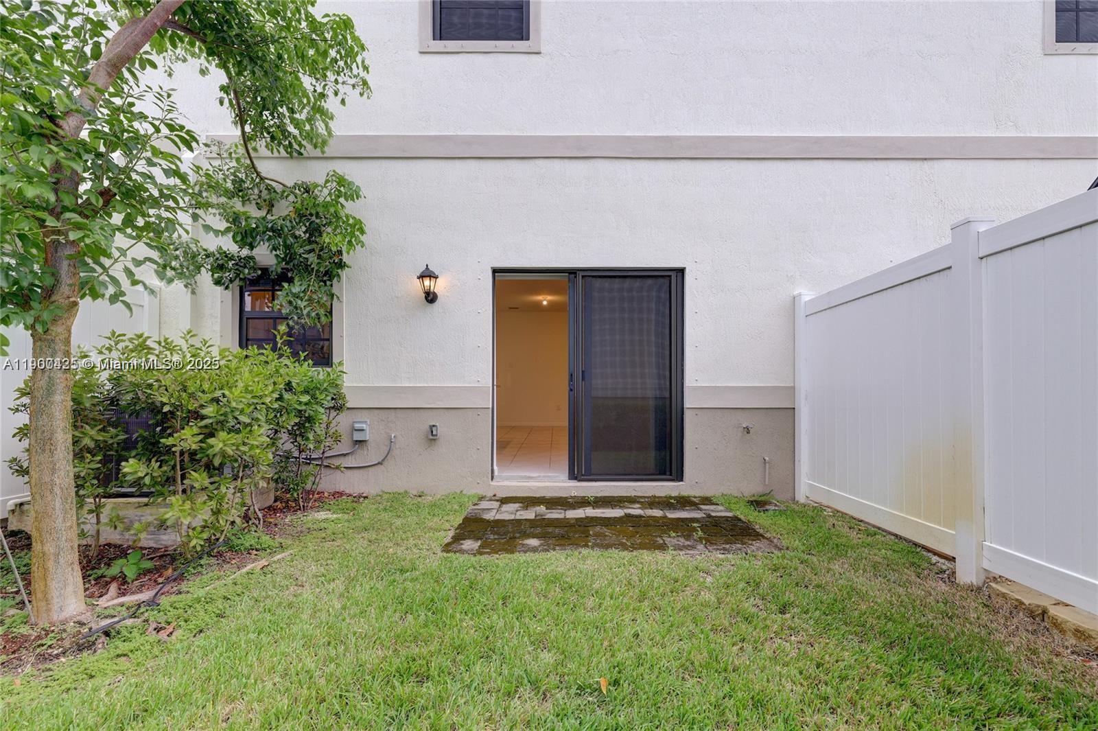 REGAL PALM SUBDIVISION - Residential Lease