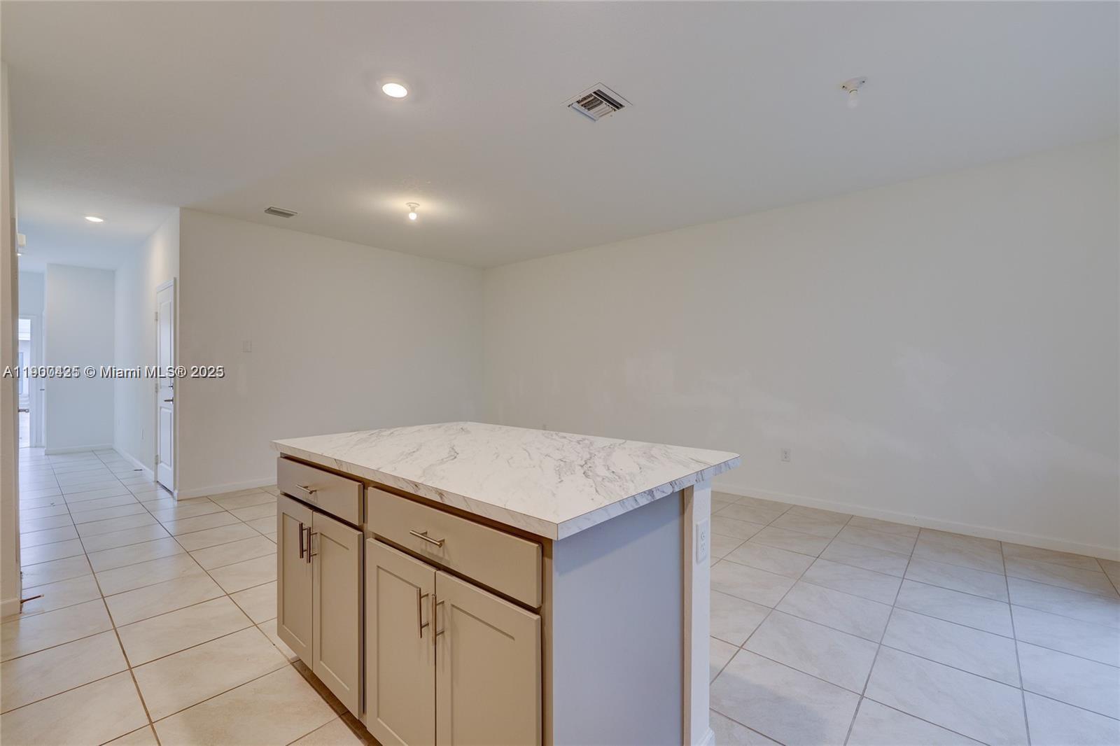 REGAL PALM SUBDIVISION - Residential Lease