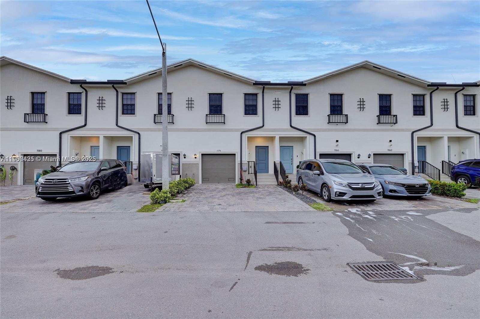 REGAL PALM SUBDIVISION - Residential Lease