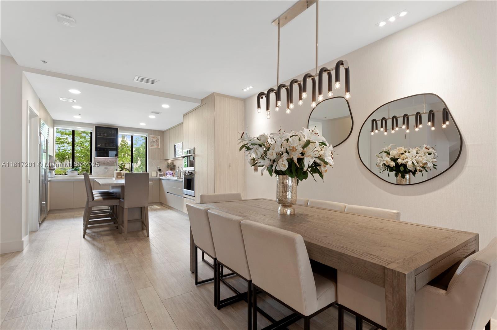 THE VILLAS AT BAY HARBOR - Residential Lease