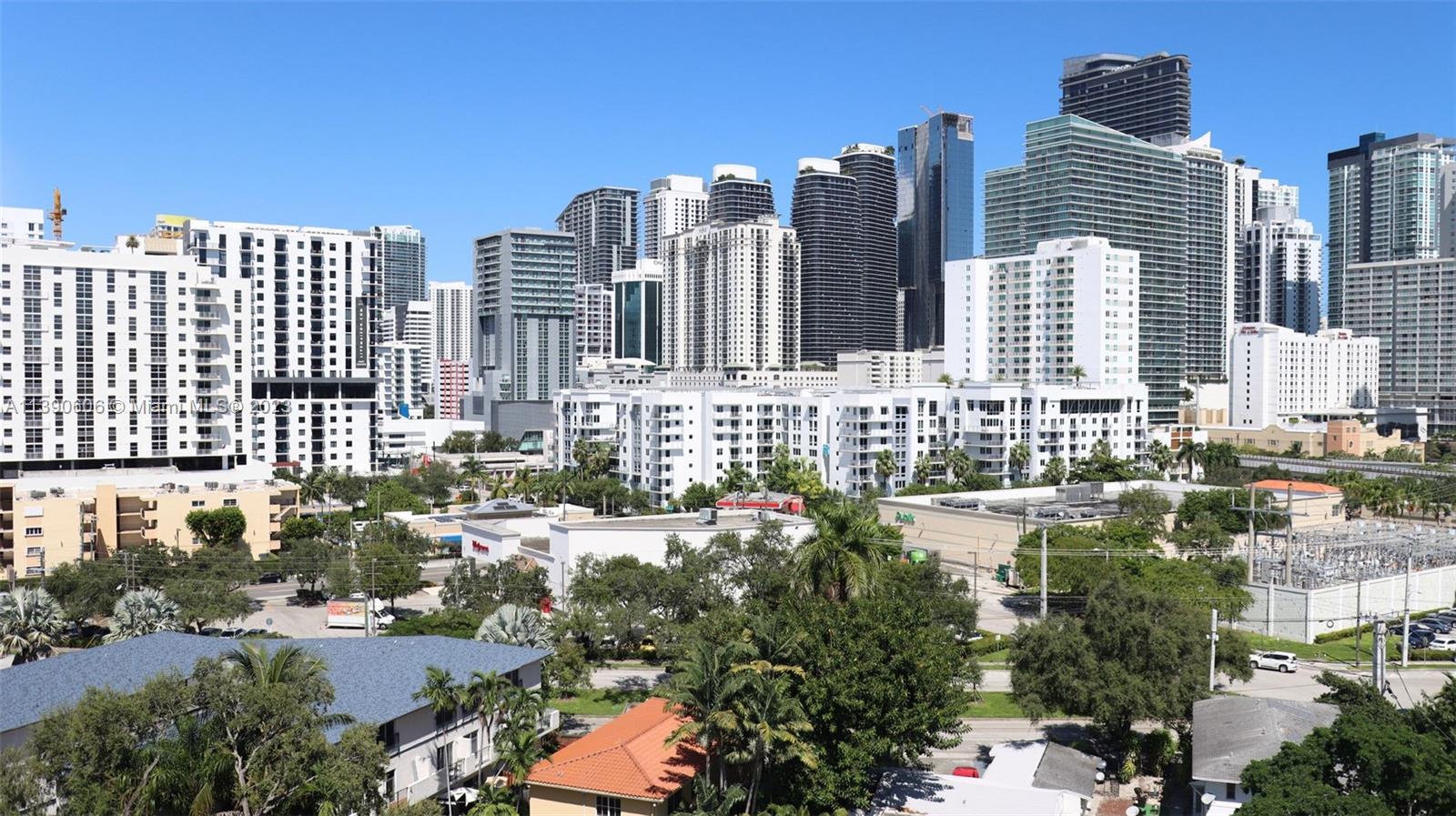 CASSA BRICKELL CONDO - Residential