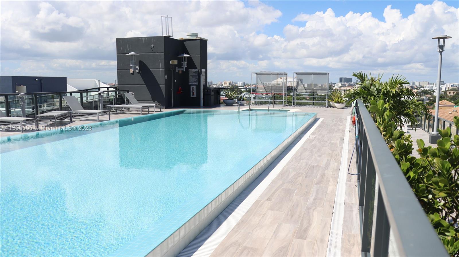 CASSA BRICKELL CONDO - Residential