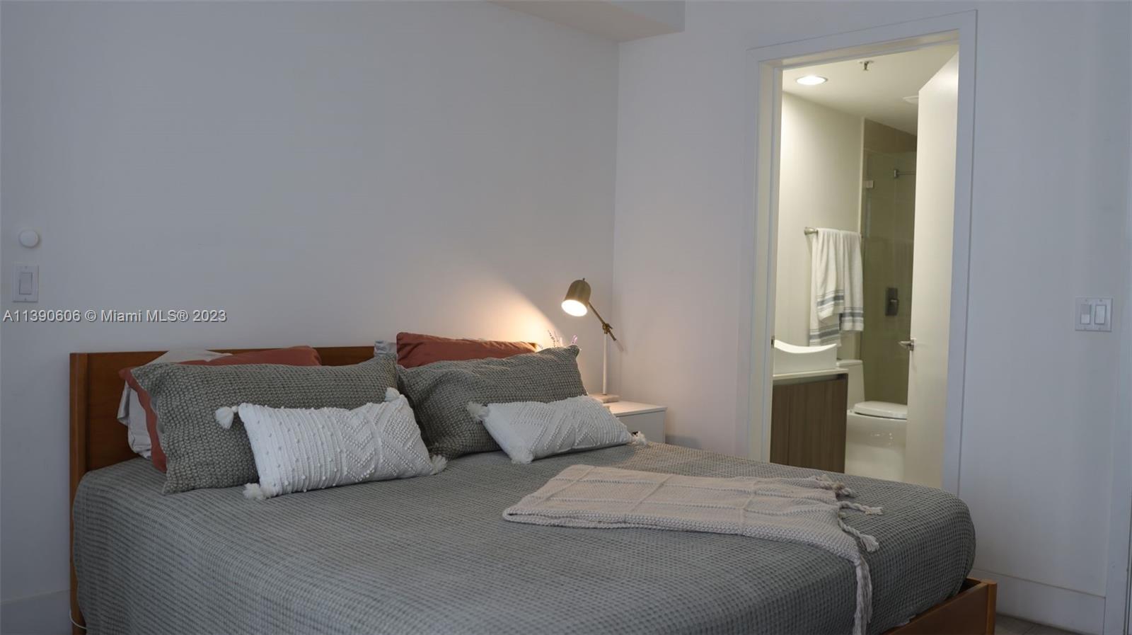 CASSA BRICKELL CONDO - Residential