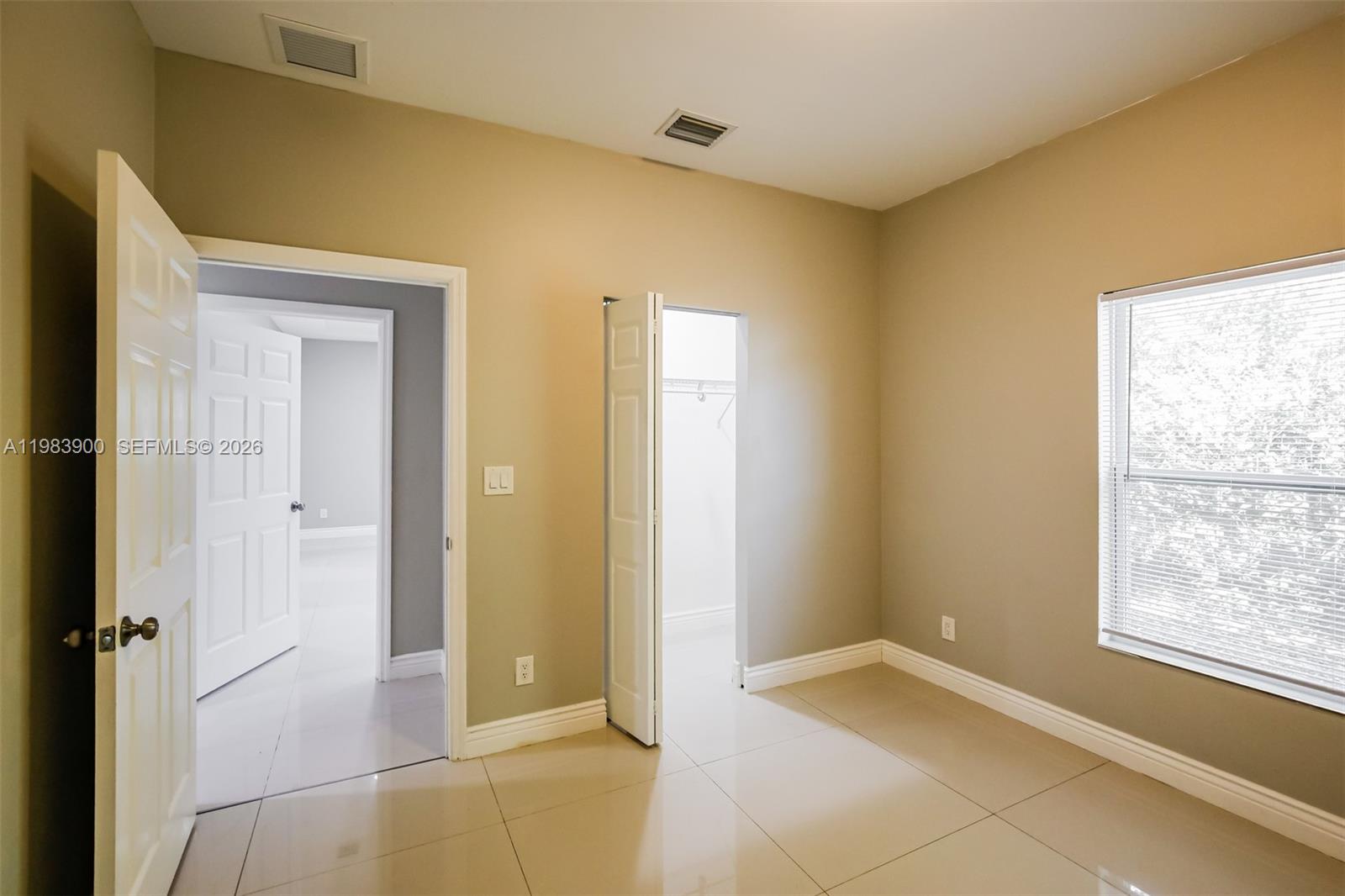 WASHINGTON PARK FOURTH AD - Residential Lease