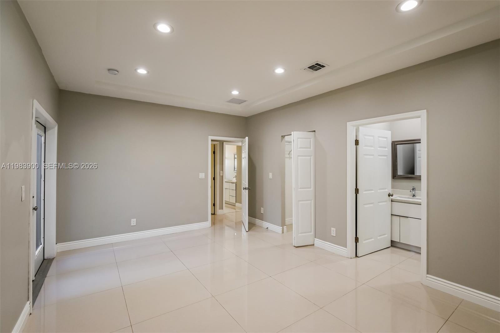 WASHINGTON PARK FOURTH AD - Residential Lease