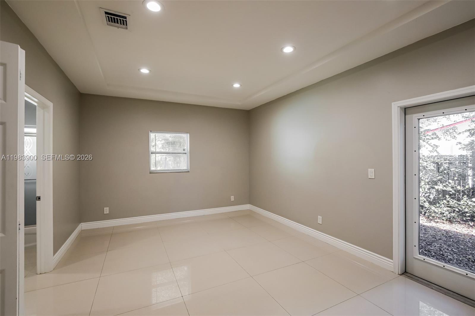 WASHINGTON PARK FOURTH AD - Residential Lease