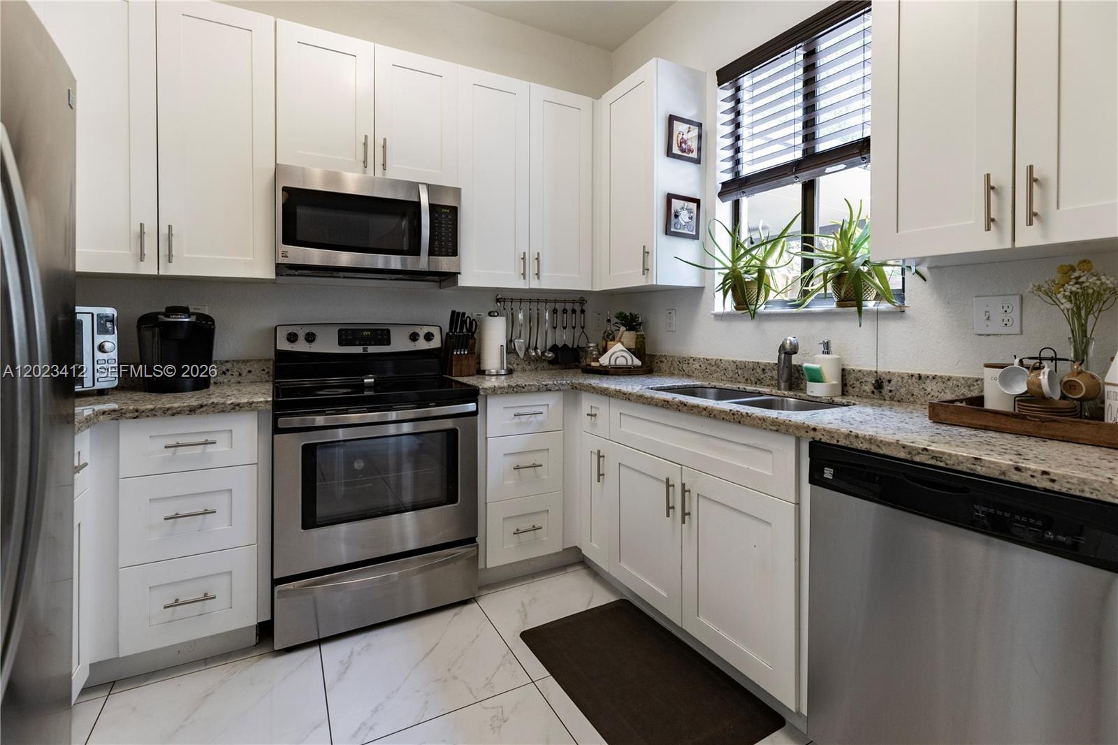 HIDDEN LAKE TOWNHOMES - Residential