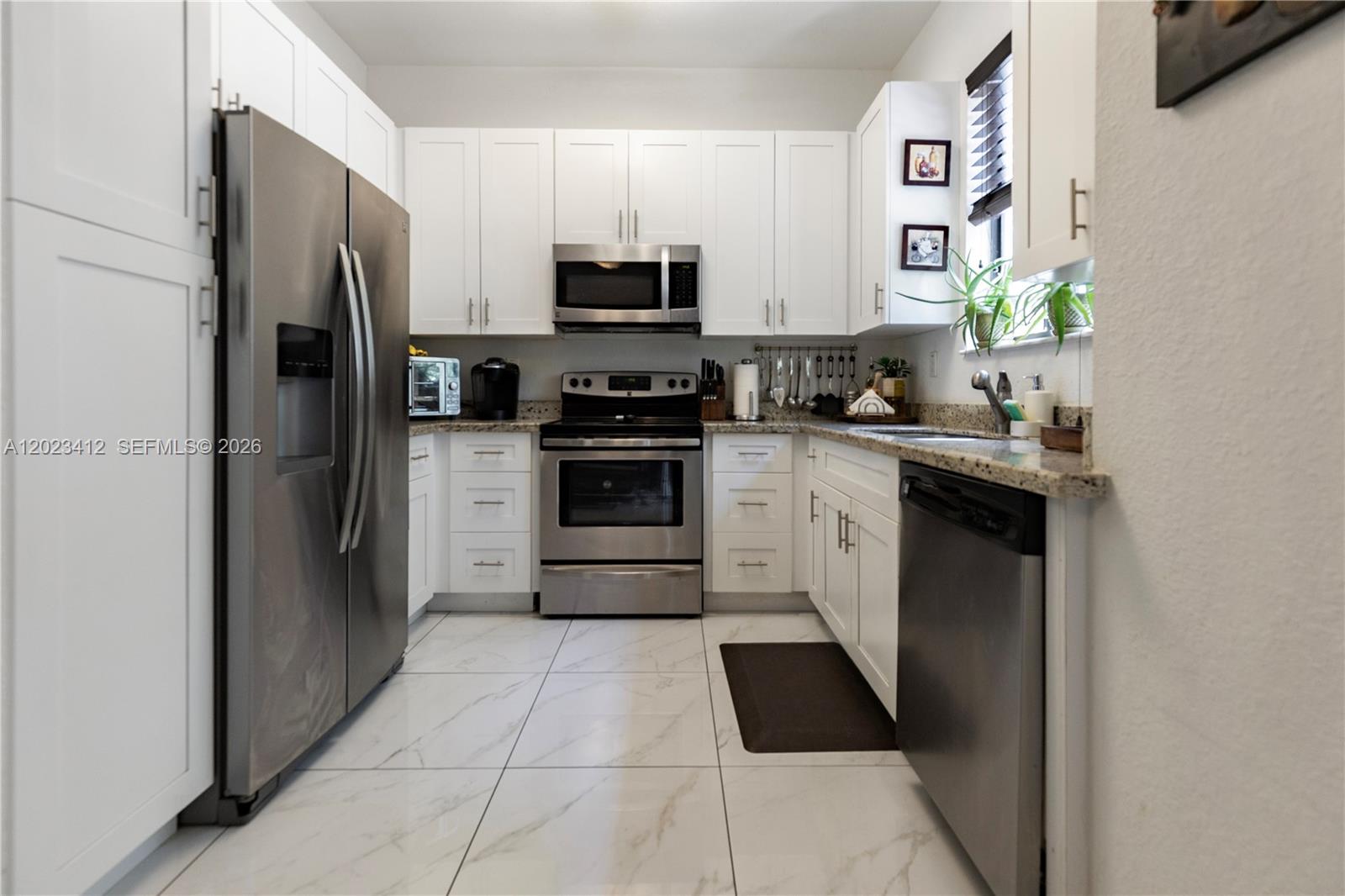 HIDDEN LAKE TOWNHOMES - Residential