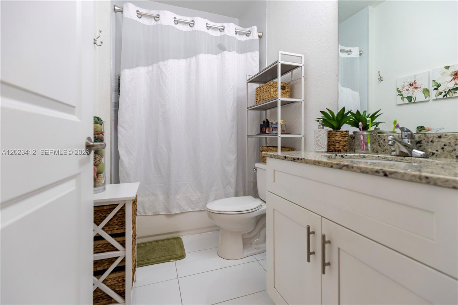 HIDDEN LAKE TOWNHOMES - Residential