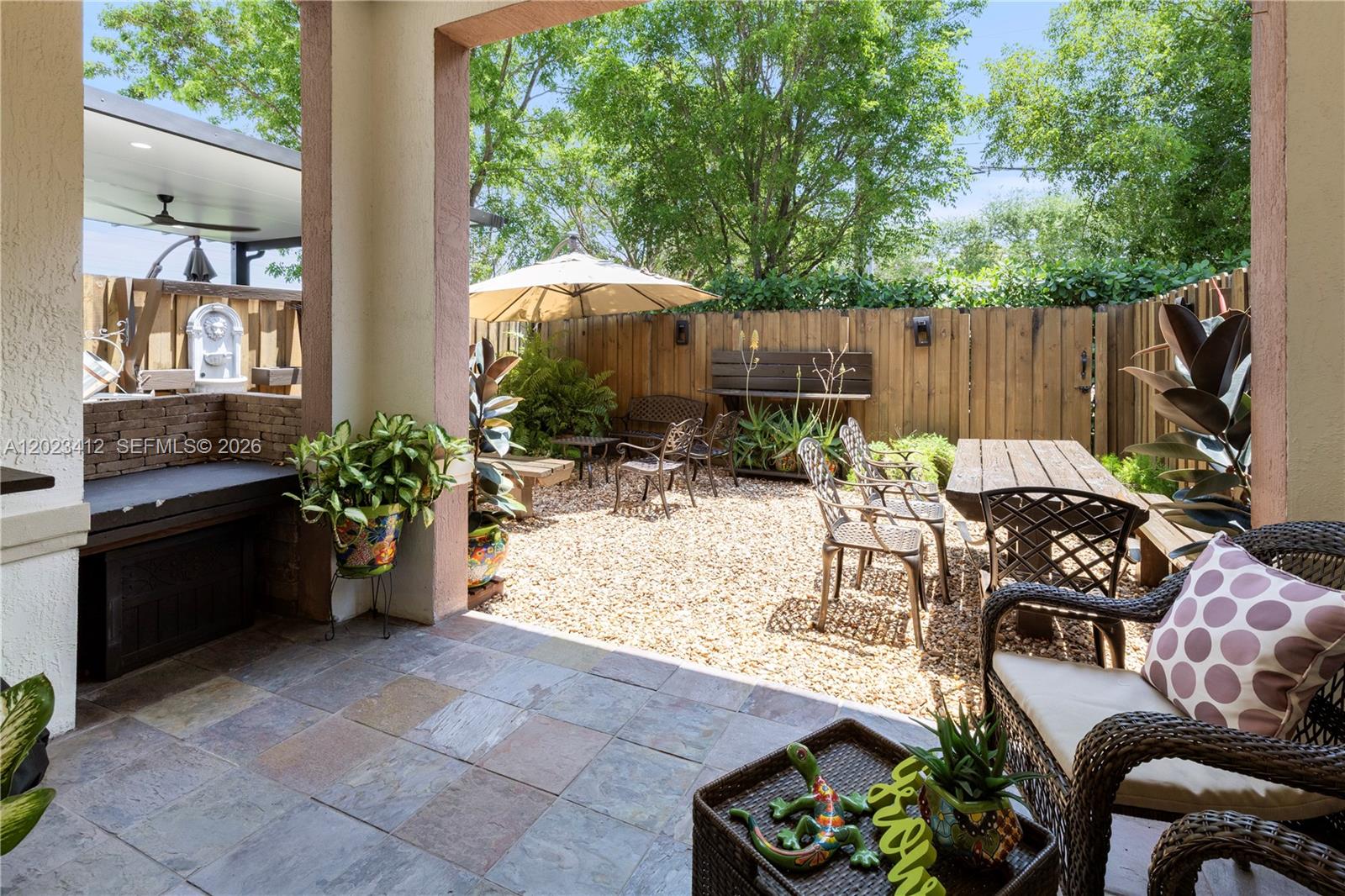 HIDDEN LAKE TOWNHOMES - Residential