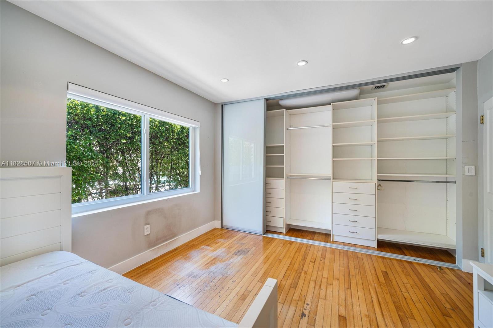 BAY POINT - Residential Lease