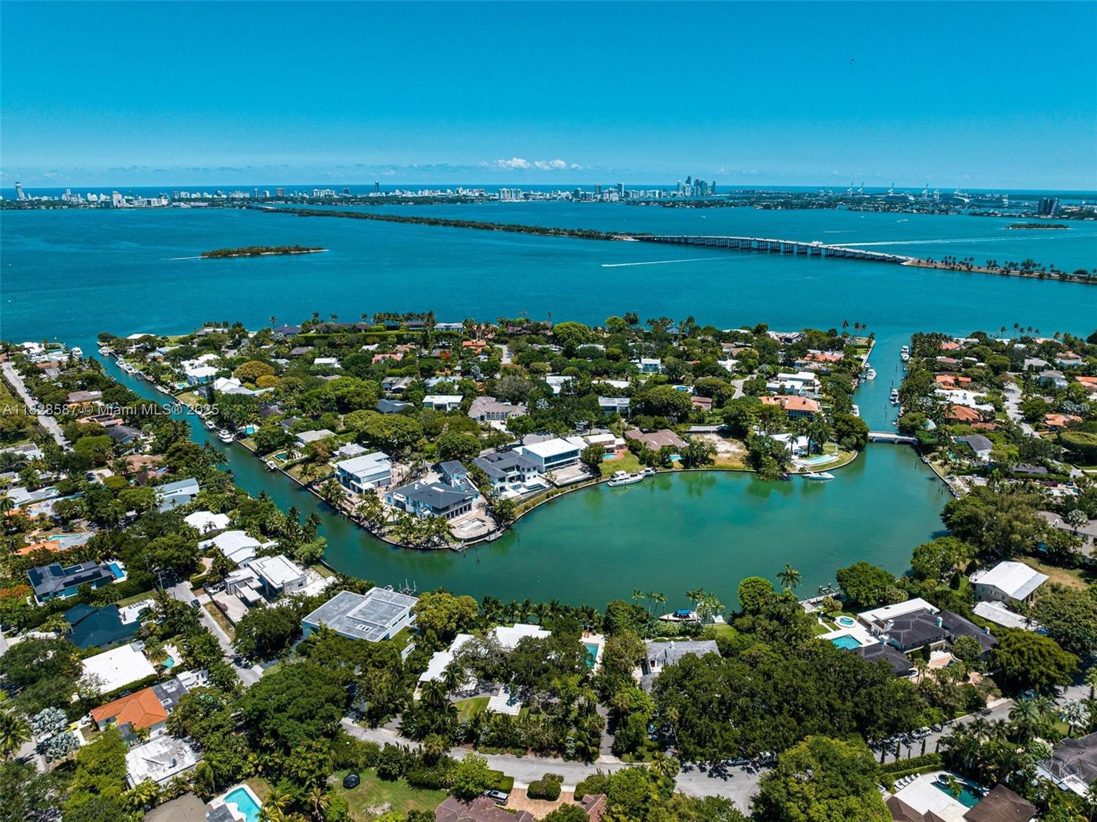 BAY POINT - Residential Lease