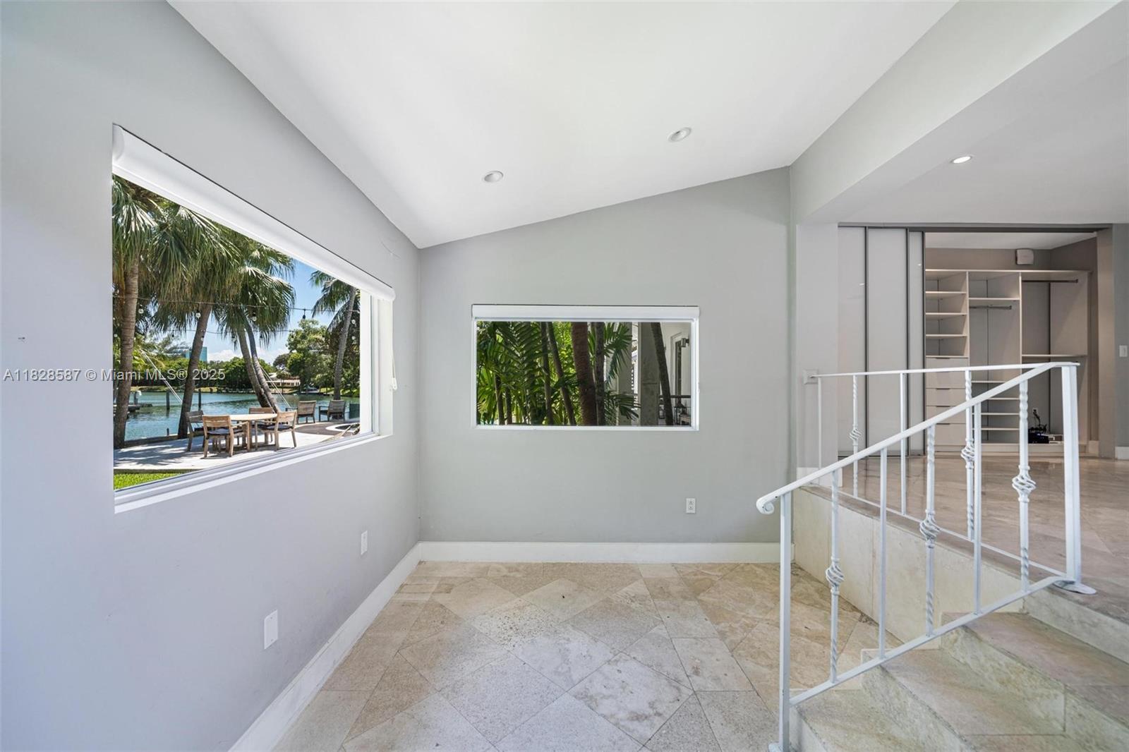 BAY POINT - Residential Lease