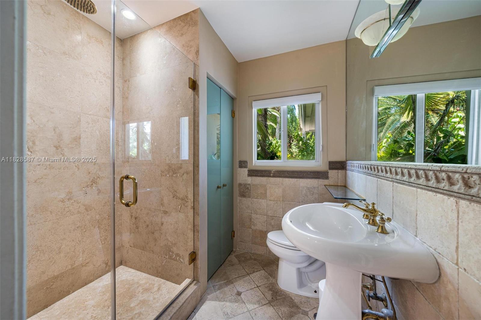 BAY POINT - Residential Lease