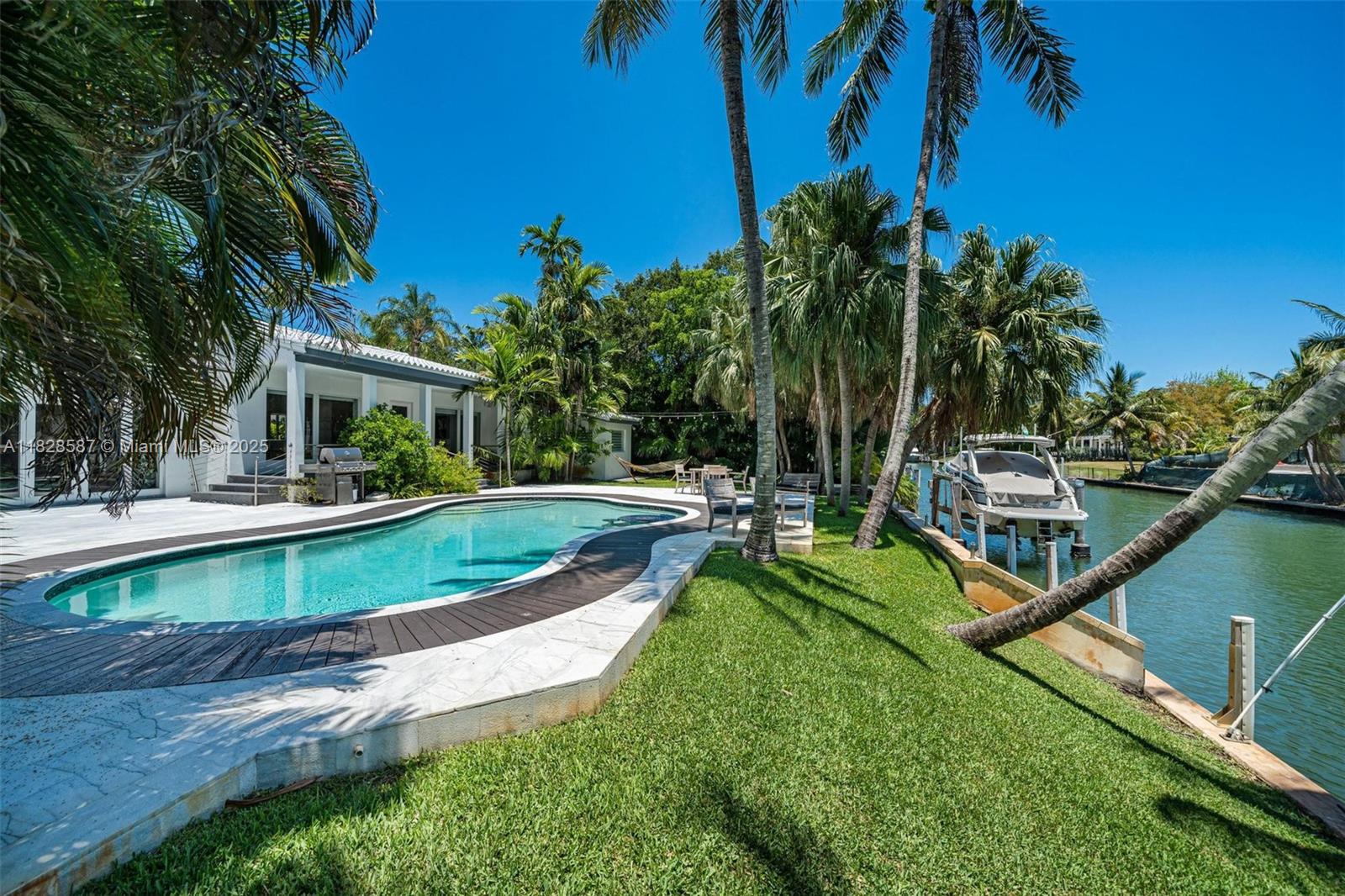 BAY POINT - Residential Lease