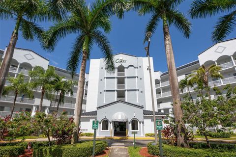 Photo of 10700 NW 66th St #207, Doral, FL 33178 (MLS # A11890030)