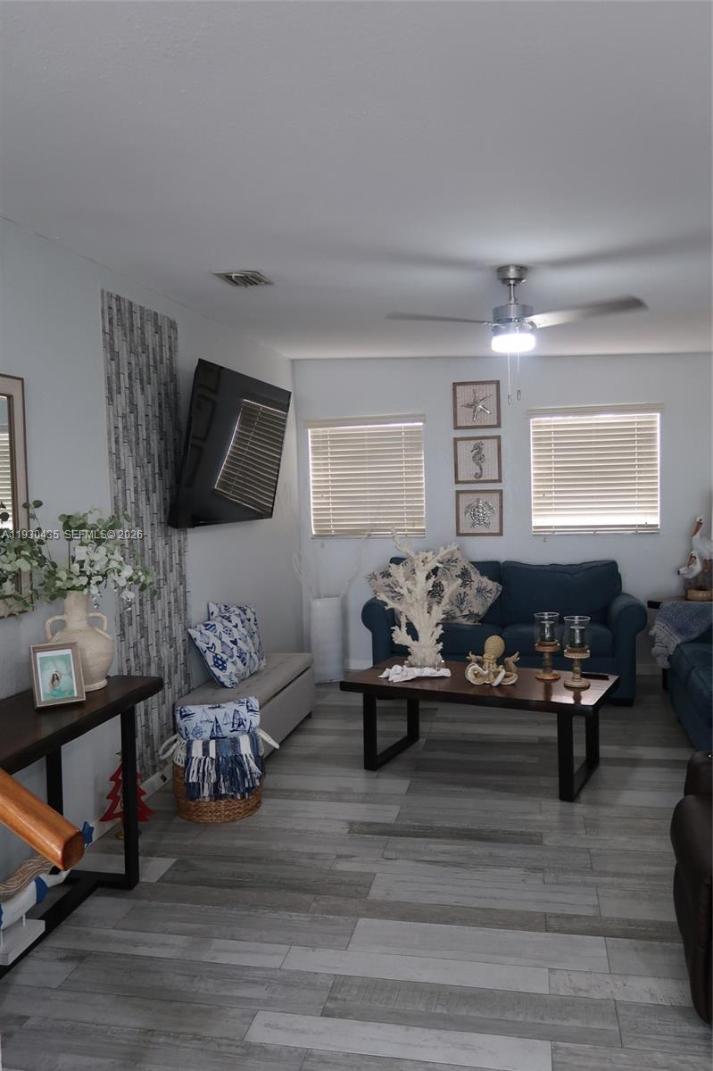 LONG KEY PROJ PROP LINE S - Residential