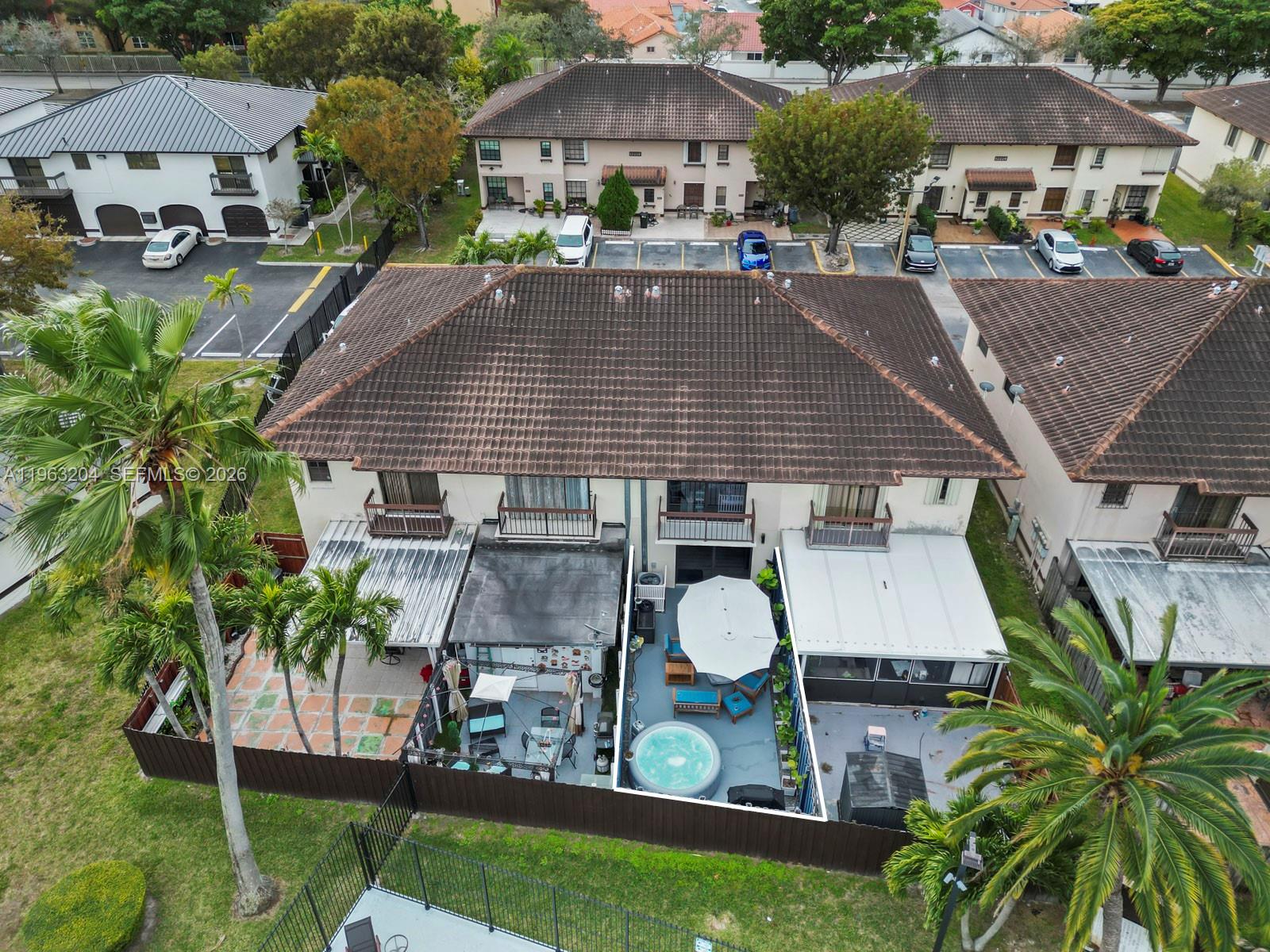 NEW PASEOS CASTELLANOS CO - Residential