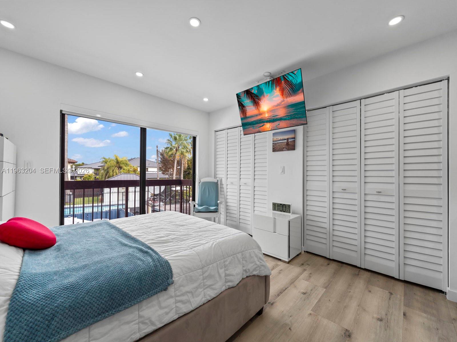 NEW PASEOS CASTELLANOS CO - Residential