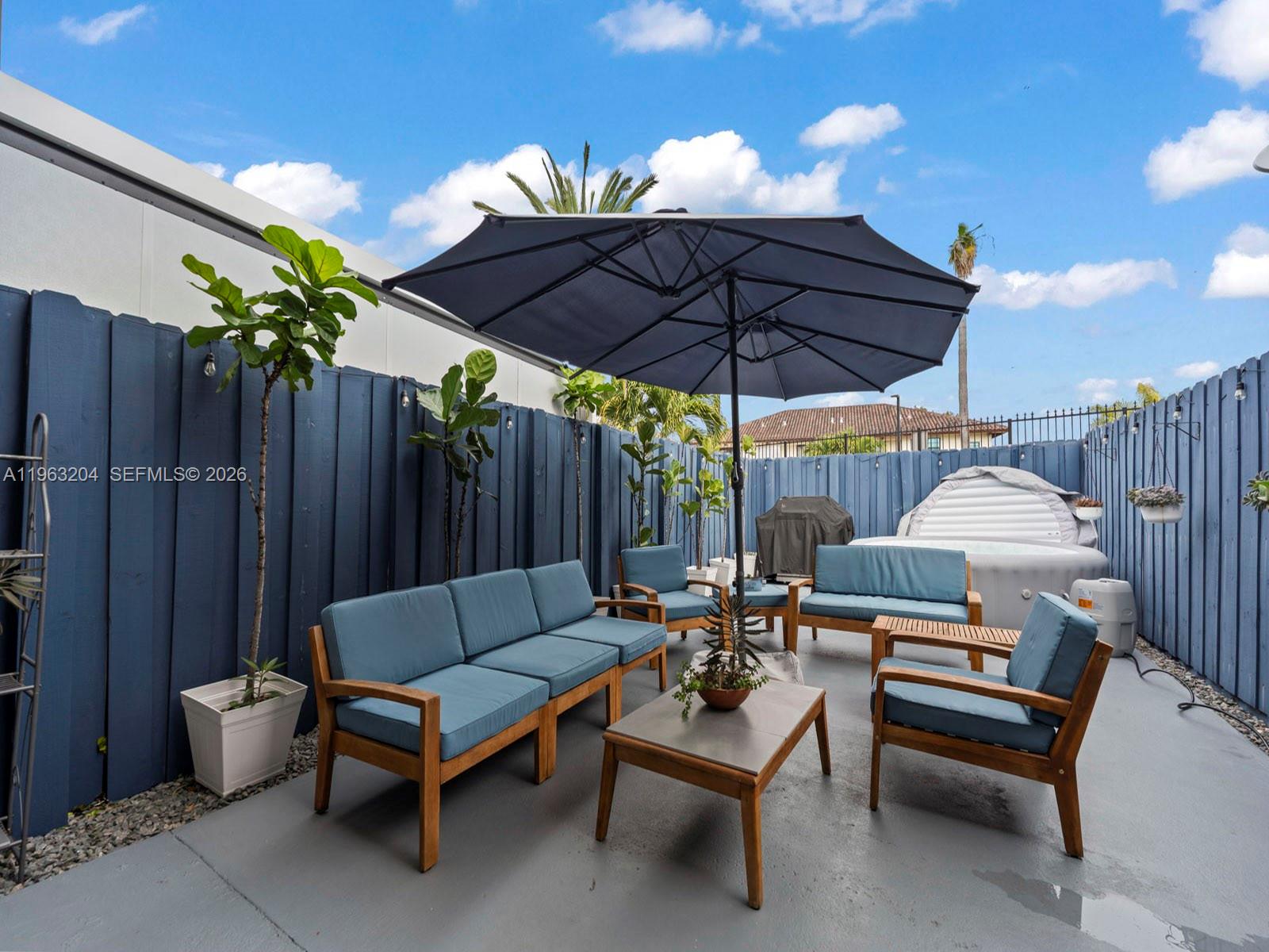 NEW PASEOS CASTELLANOS CO - Residential