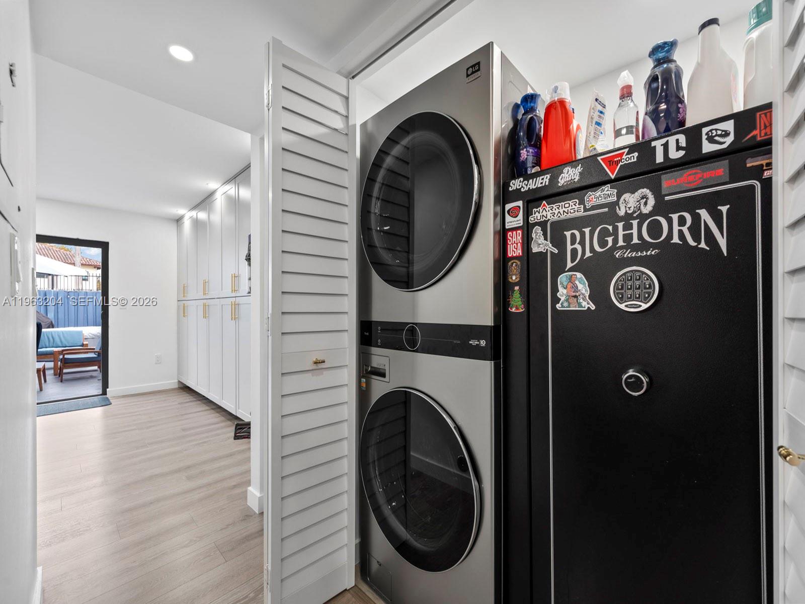 NEW PASEOS CASTELLANOS CO - Residential