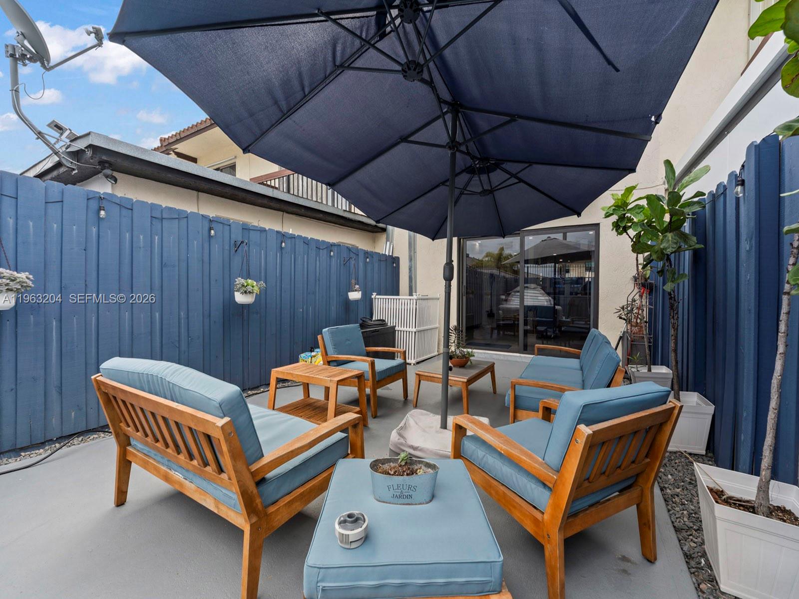 NEW PASEOS CASTELLANOS CO - Residential