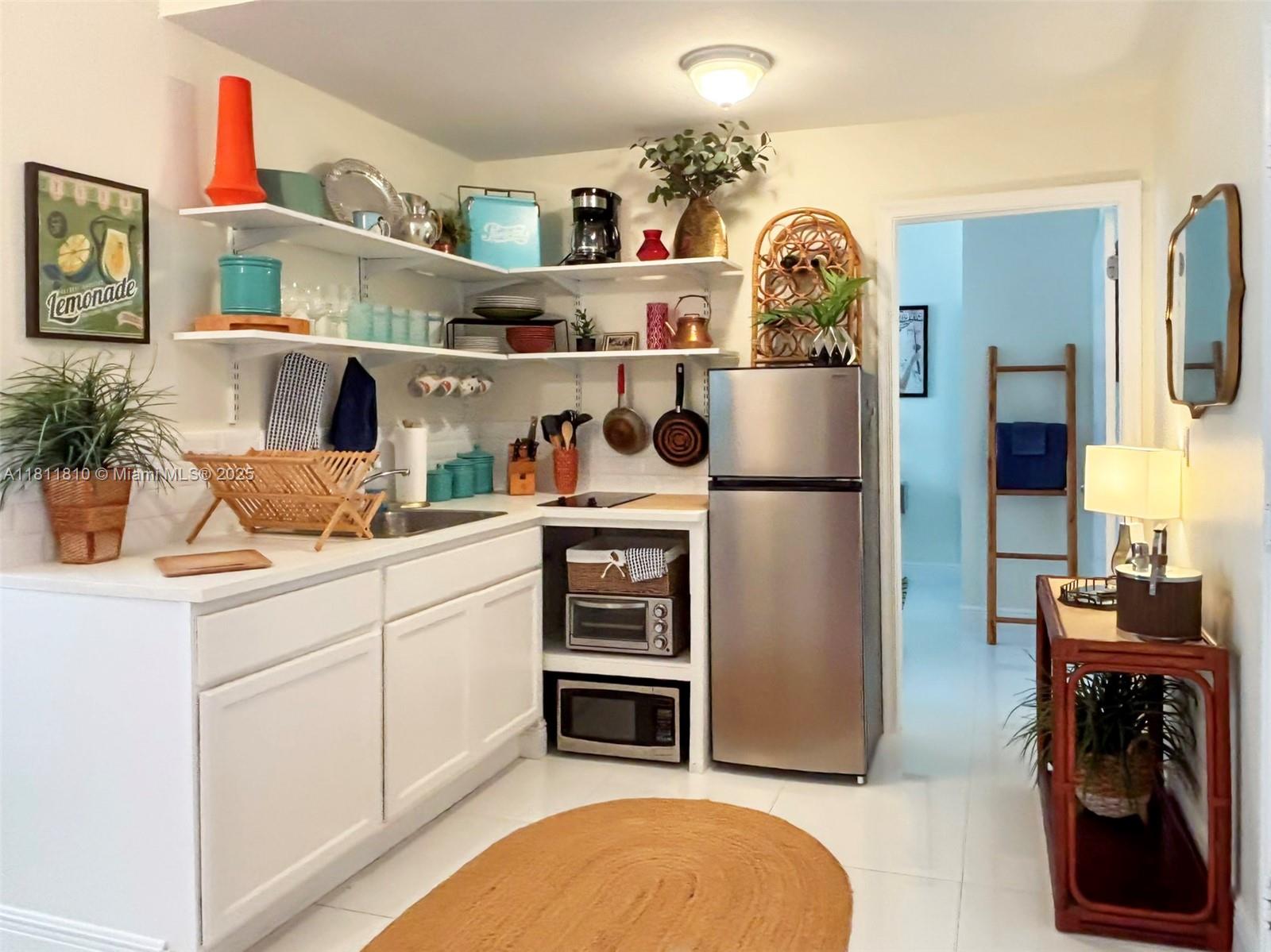 335 Ocean Dr 114