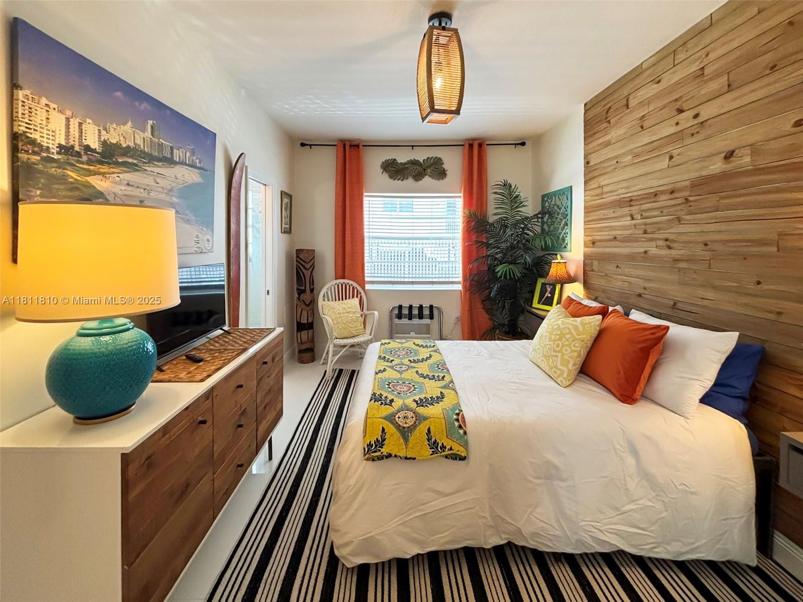 335 Ocean Dr 114