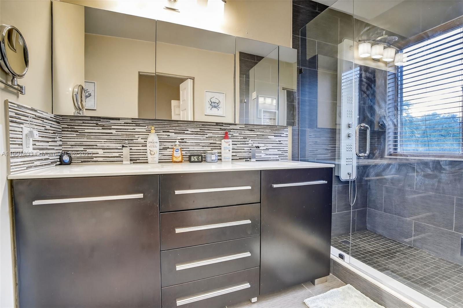 BRIDGEWATER CONDO - Residential