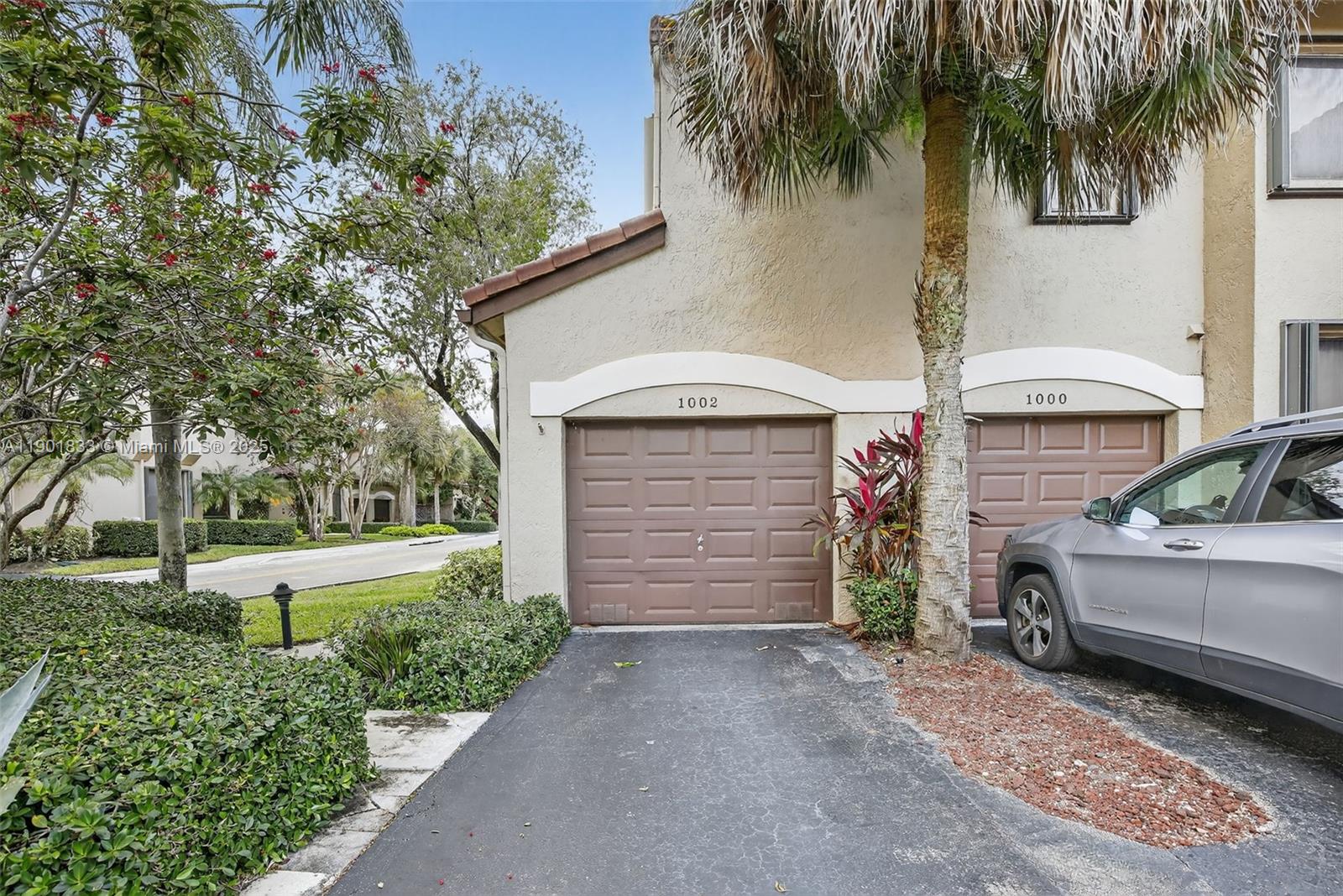 BRIDGEWATER CONDO - Residential