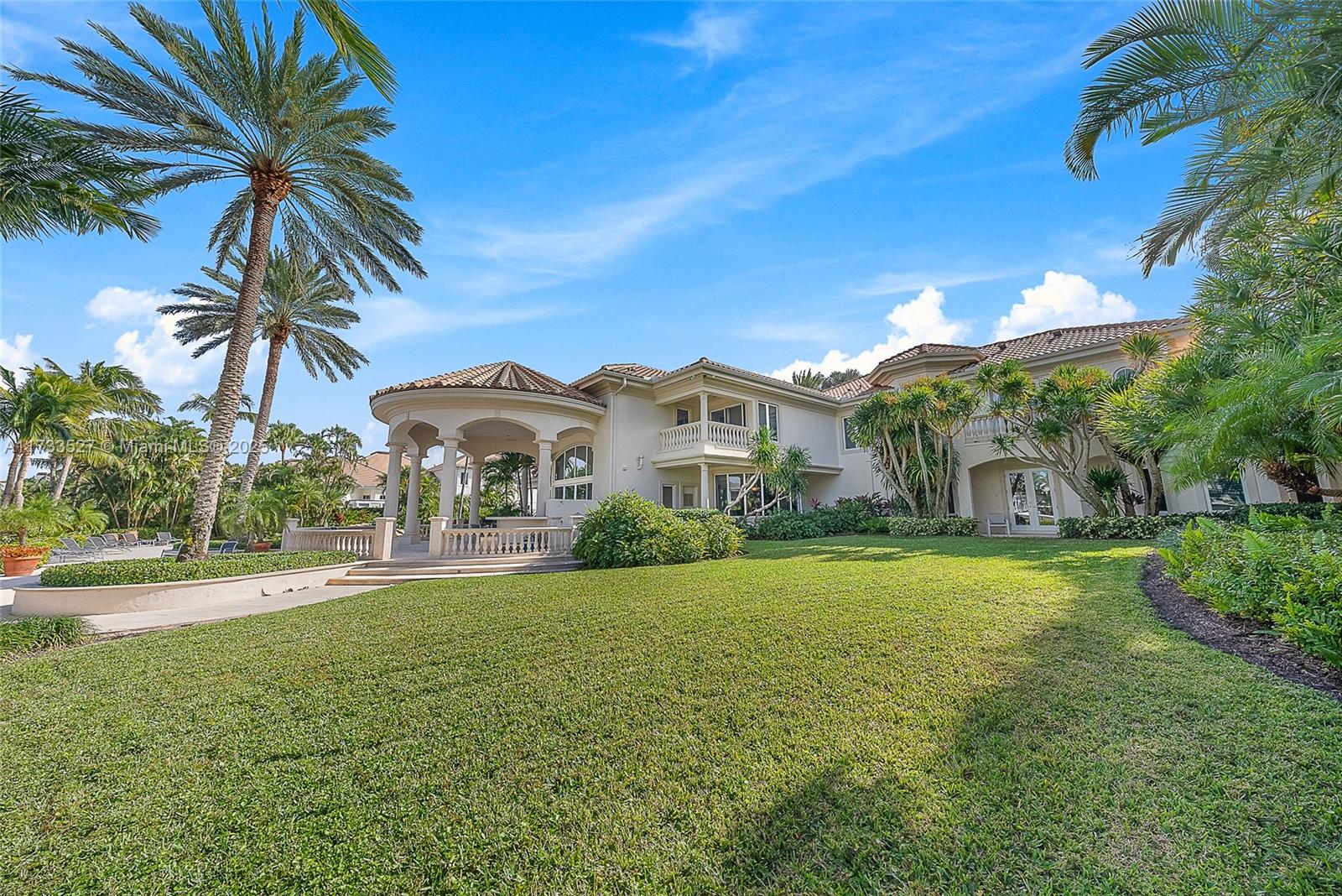 Admirals Cove - Residential