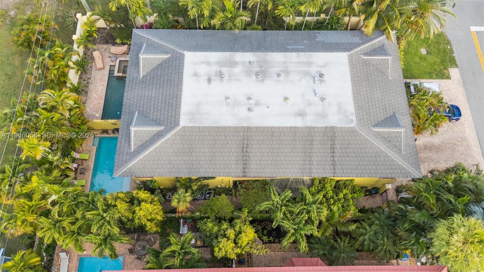 WILTON MANORS - Residential