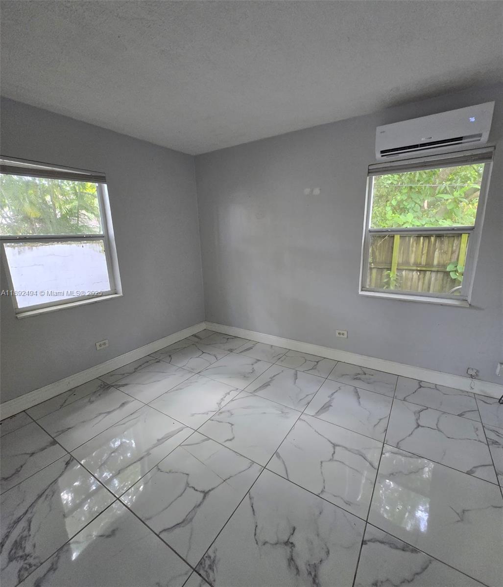 FIRST ADD TO TUSKEGEE PAR - Residential Lease