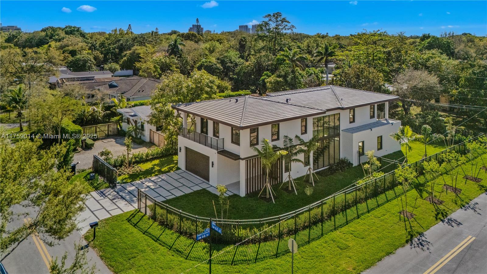 COCOPLUM TERR ADDN - Residential