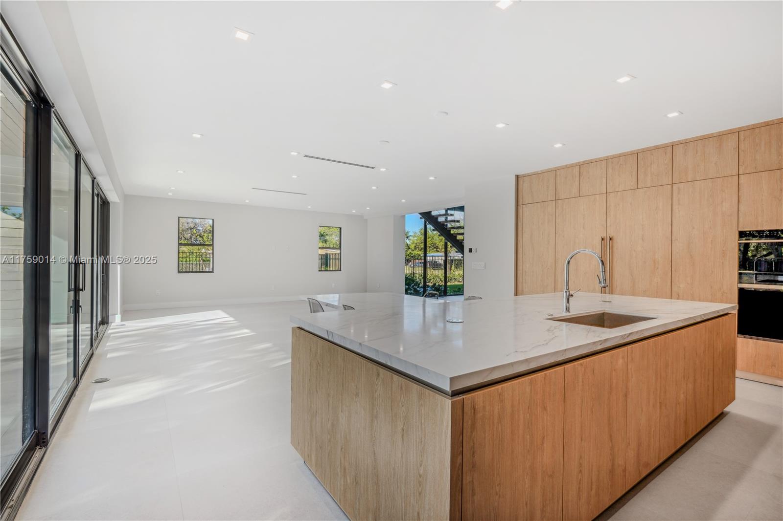 COCOPLUM TERR ADDN - Residential