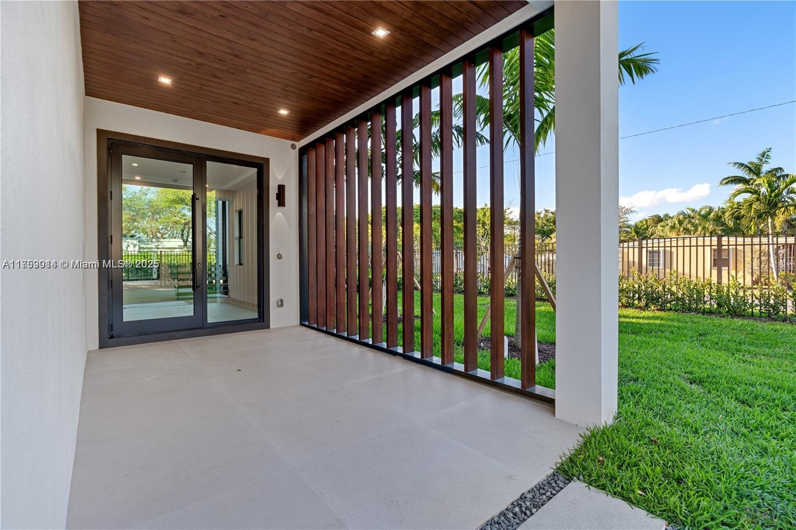 COCOPLUM TERR ADDN - Residential