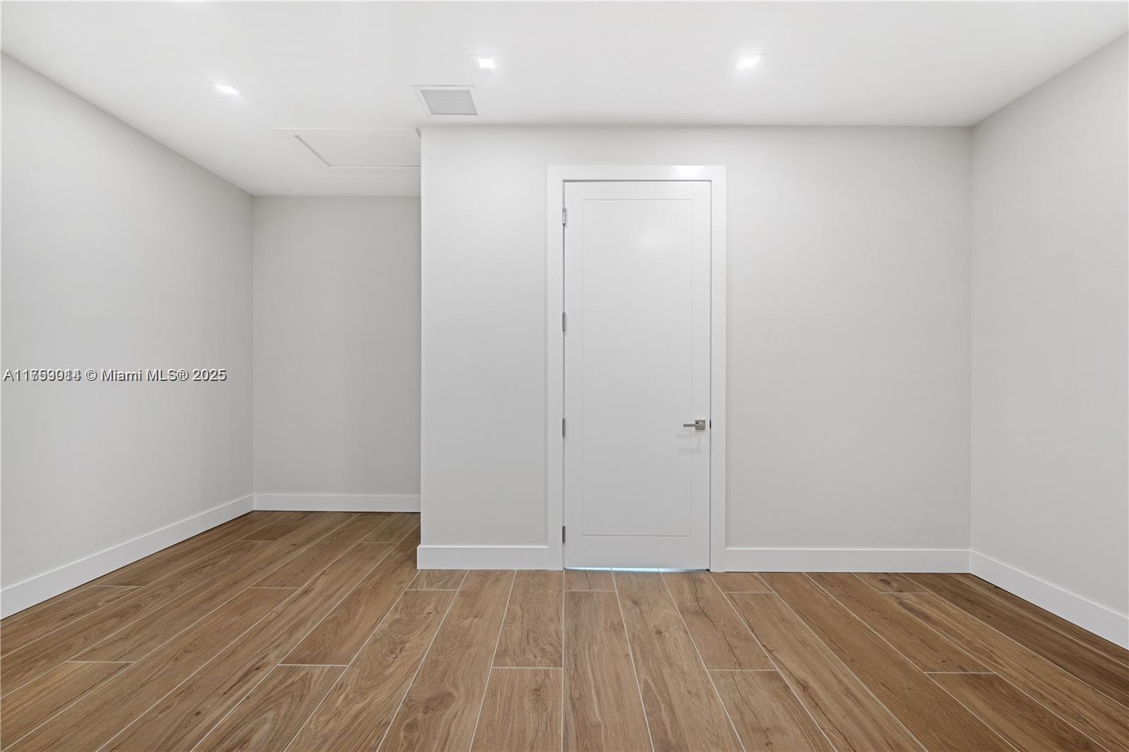 COCOPLUM TERR ADDN - Residential