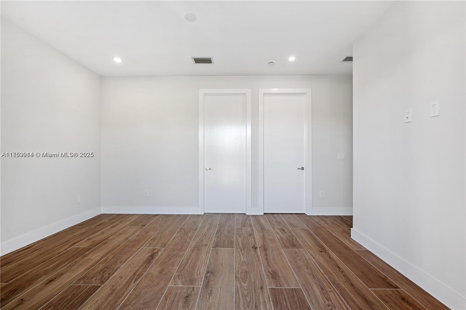 COCOPLUM TERR ADDN - Residential