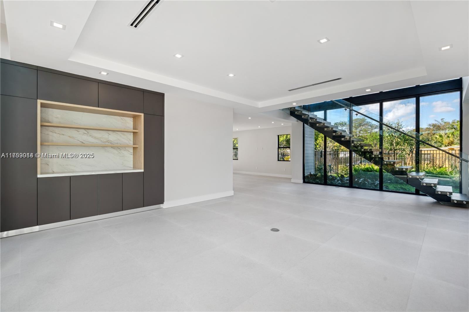 COCOPLUM TERR ADDN - Residential