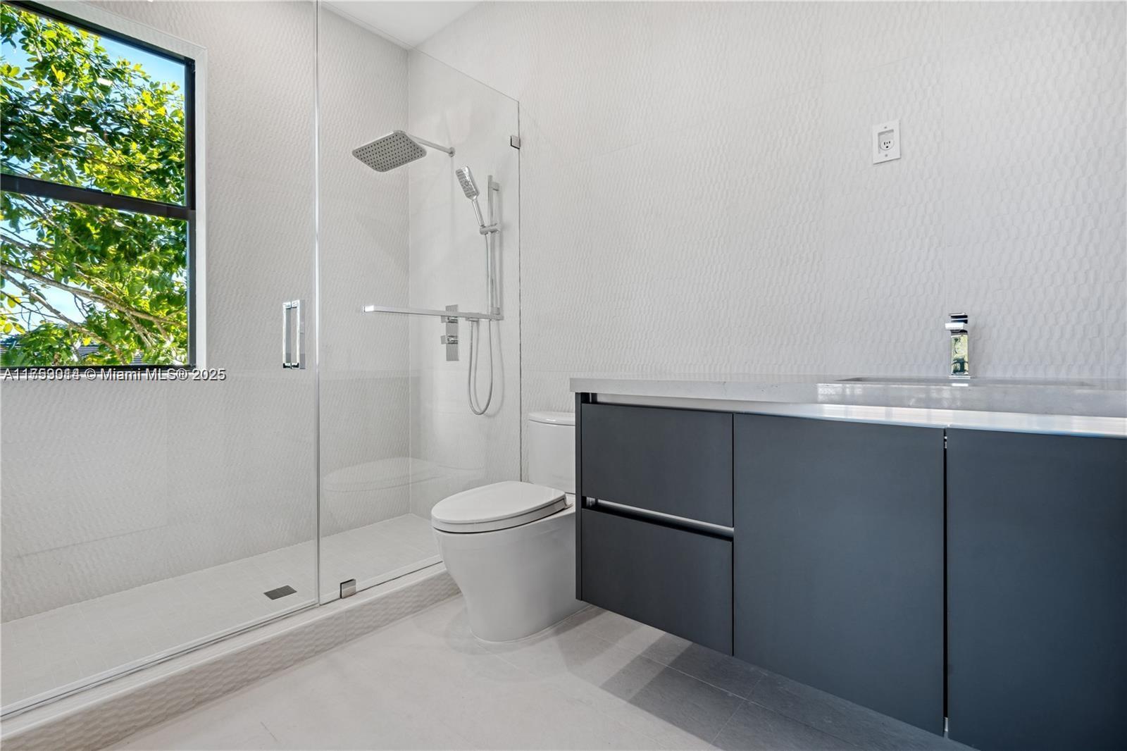 COCOPLUM TERR ADDN - Residential