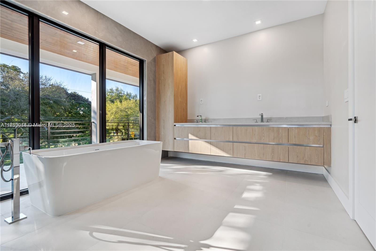 COCOPLUM TERR ADDN - Residential