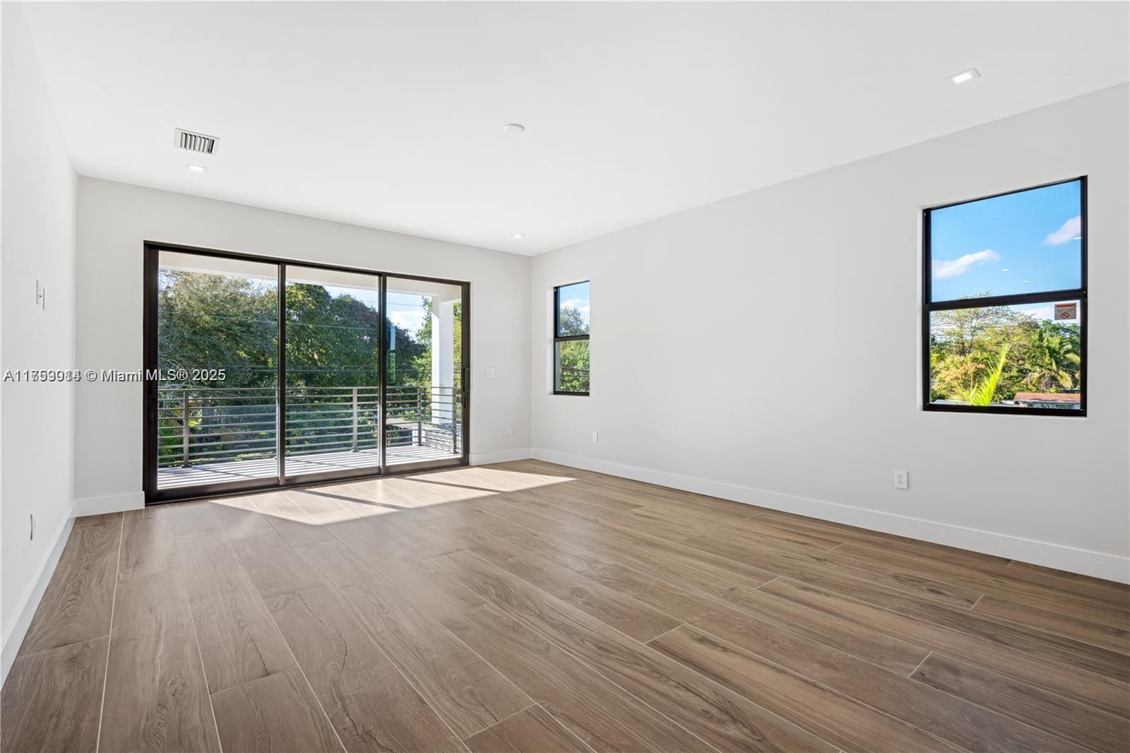 COCOPLUM TERR ADDN - Residential