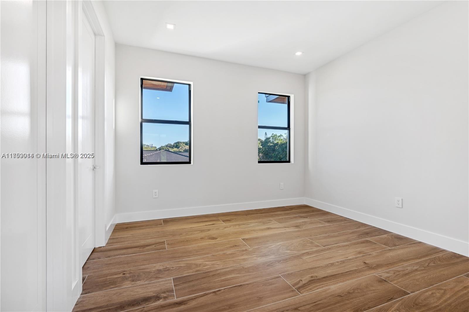 COCOPLUM TERR ADDN - Residential